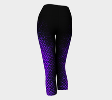 Load image into Gallery viewer, Ultraviolet Shadow Mermaid Yoga Capris